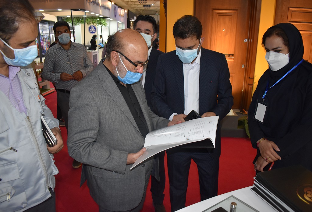 بازدید مهندس فتح اللهی از نمایشگاه صنعت ساختمان